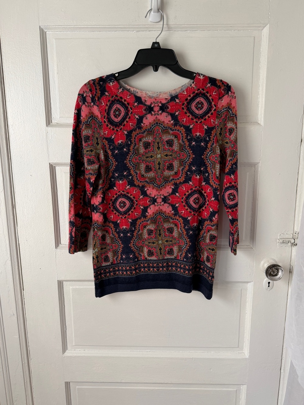 Talbots Pure Merino Wool Lightweight Sweater Colorful Medallion Print Classic M
